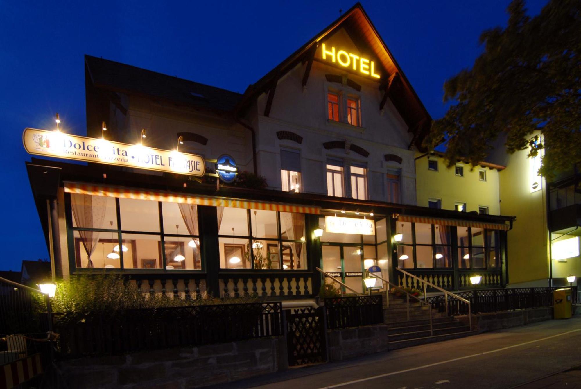 אנסבאך Hotel Fantasie מראה חיצוני תמונה