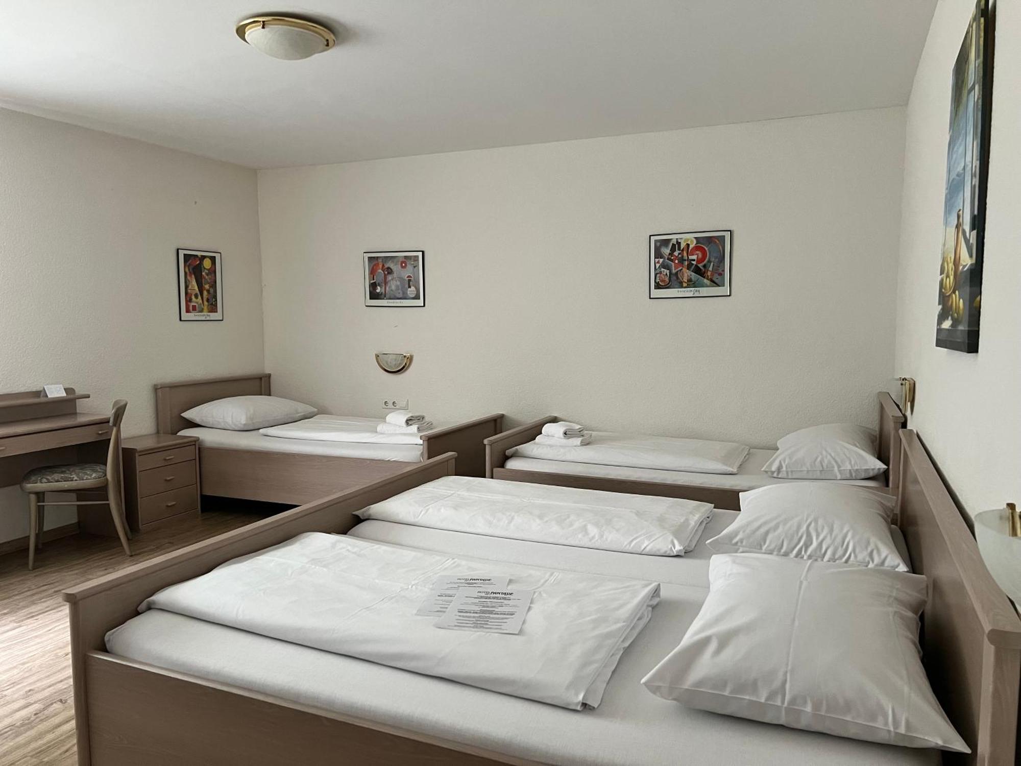 אנסבאך Hotel Fantasie מראה חיצוני תמונה