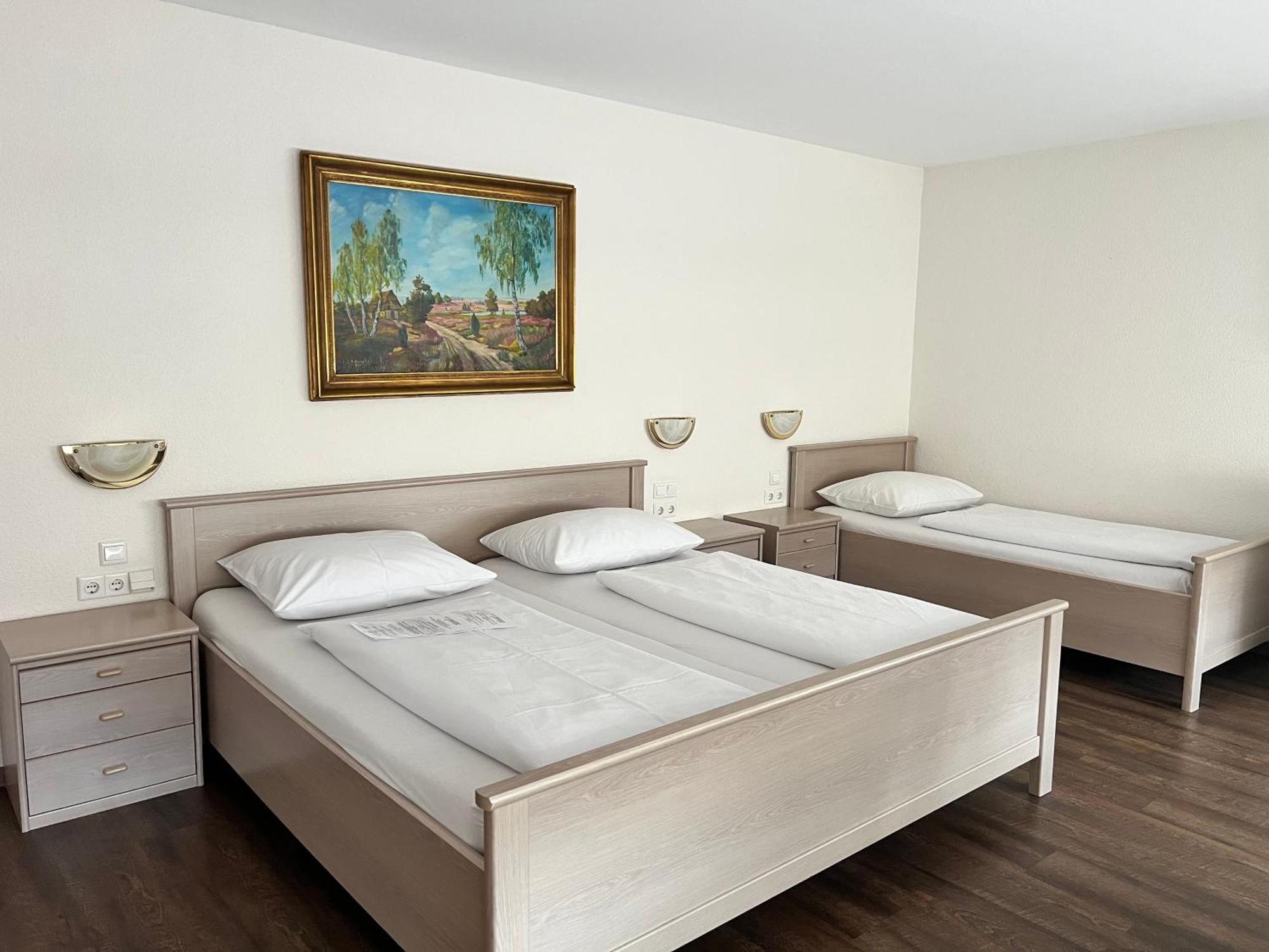אנסבאך Hotel Fantasie מראה חיצוני תמונה