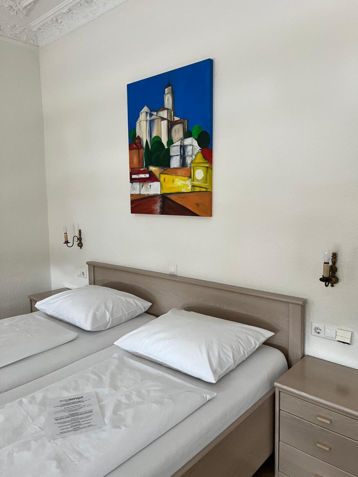אנסבאך Hotel Fantasie מראה חיצוני תמונה