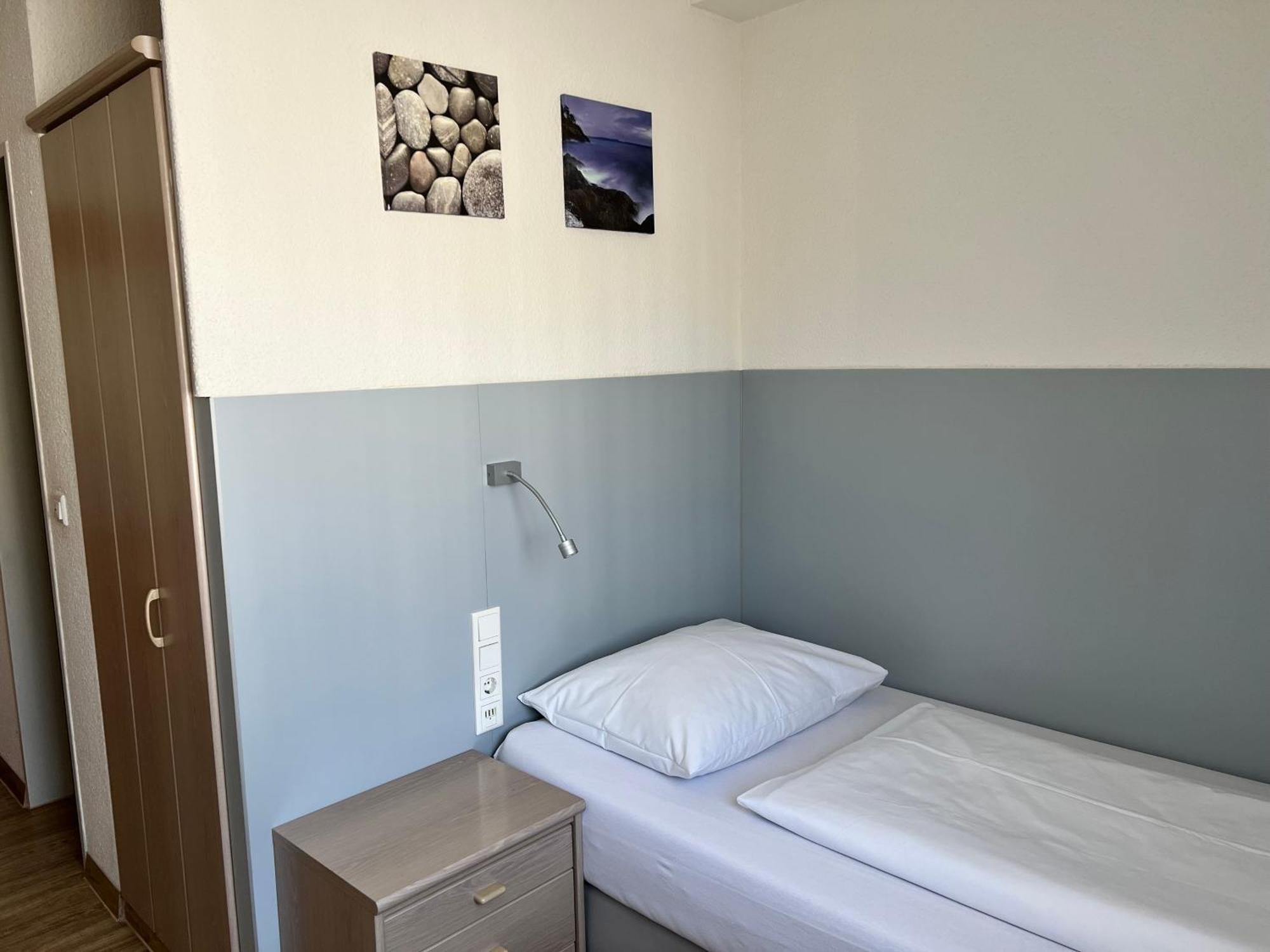 אנסבאך Hotel Fantasie מראה חיצוני תמונה