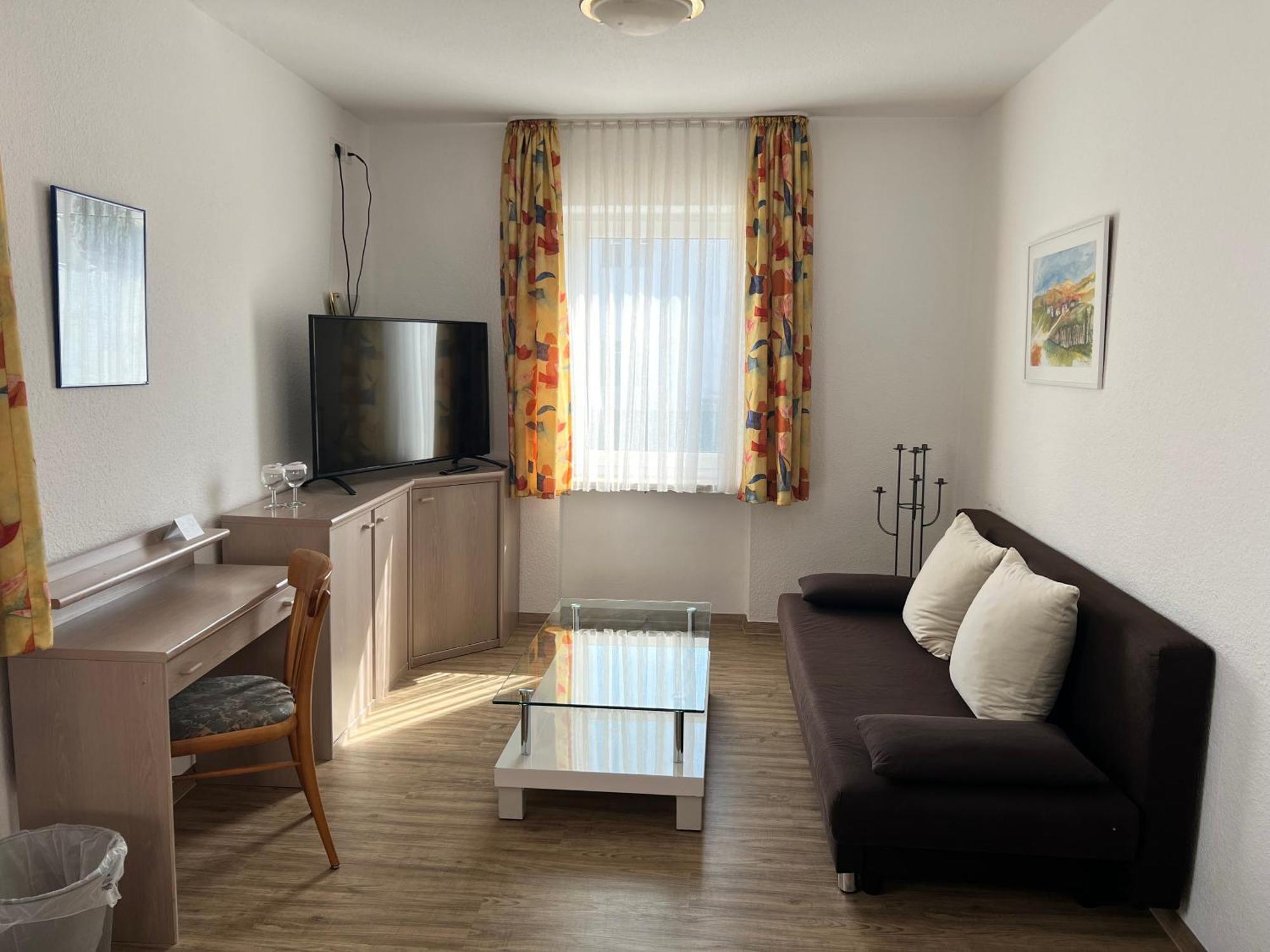 אנסבאך Hotel Fantasie מראה חיצוני תמונה