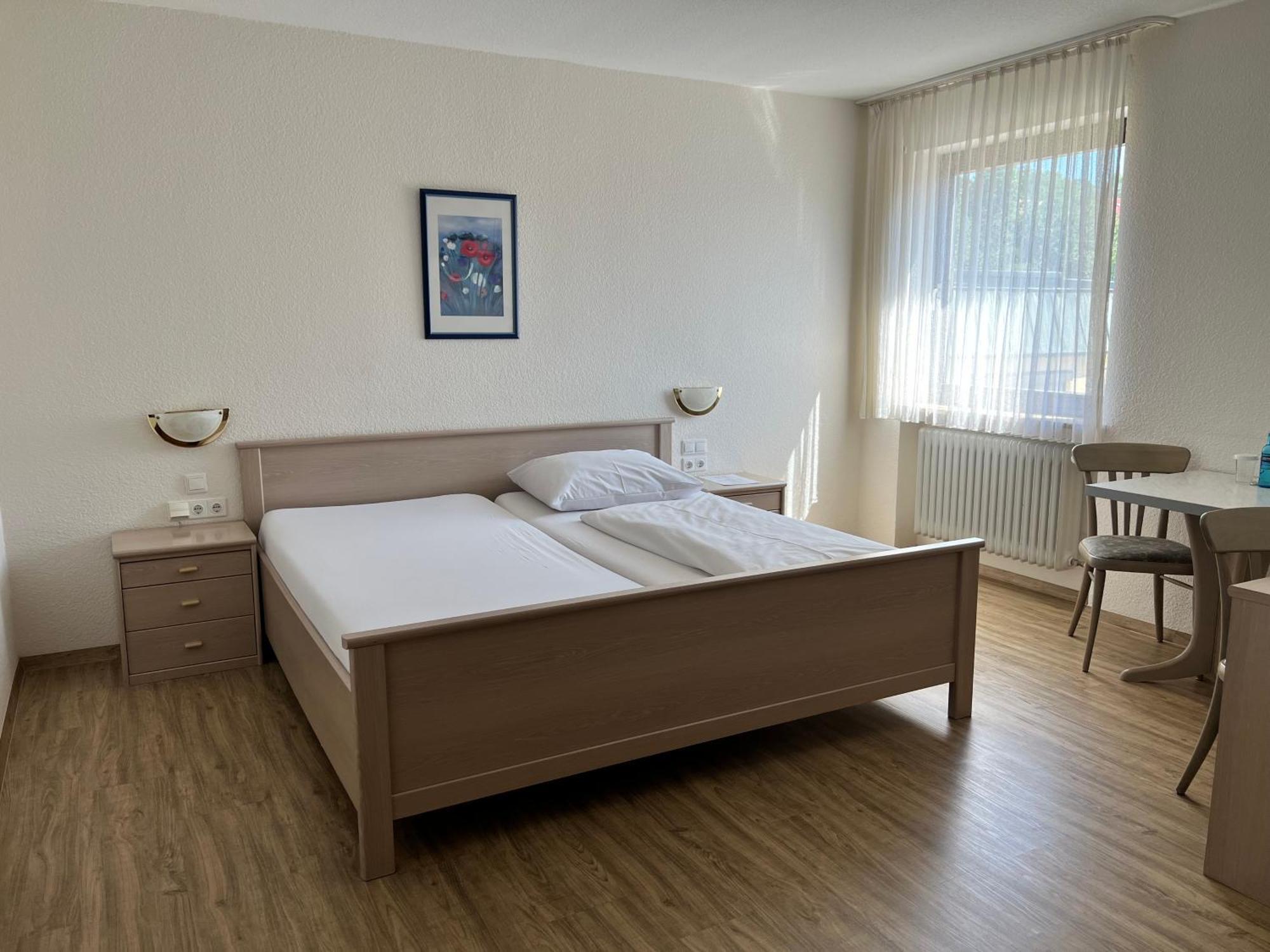 אנסבאך Hotel Fantasie מראה חיצוני תמונה